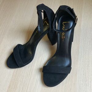 Lulu’s Black Pumps, size 7 Heels, prom shoes, formal dress shoes